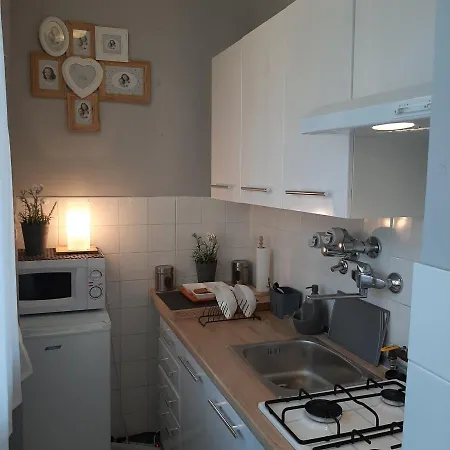 Lautus Apartment