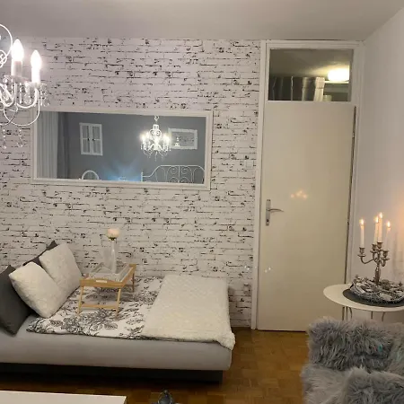 Lautus Apartment