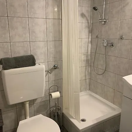 Lautus * Maribor