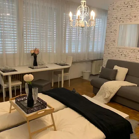 Lautus Apartamento Máribor